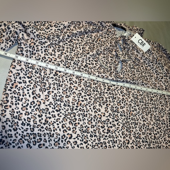 CBR new! Large Leopard Animal Print Oversized Tunic Blouse Keyhole Neck mob wife - Picture 4 of 7